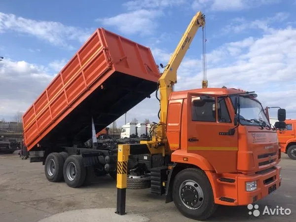 Бортовой грузовик с КМУ КамАЗ 65115