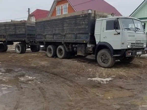 Бортовой грузовик КамАЗ 53212