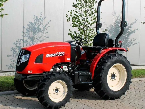 Мини-трактор Branson F36R