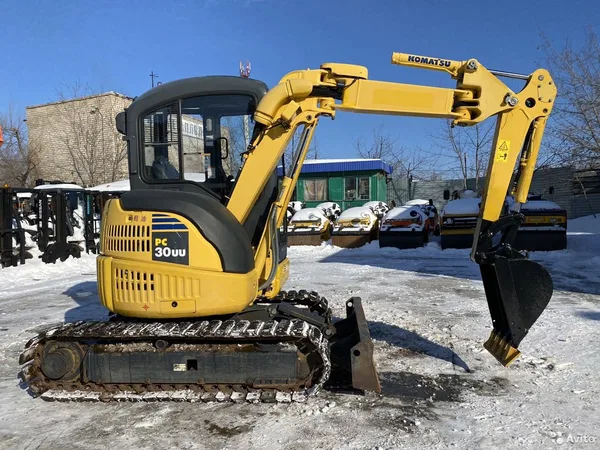 Мини-экскаватор Komatsu PC30UU-5