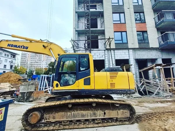 Гусеничный экскаватор Caterpillar 325D L