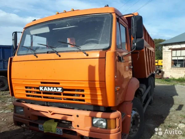 Самосвал КамАЗ 6520