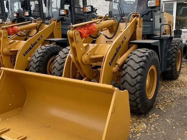 Фронтальный погрузчик Lonking LG833B