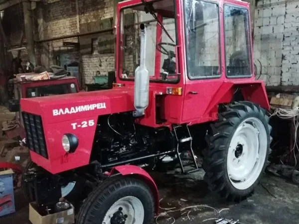 Трактор Т-25