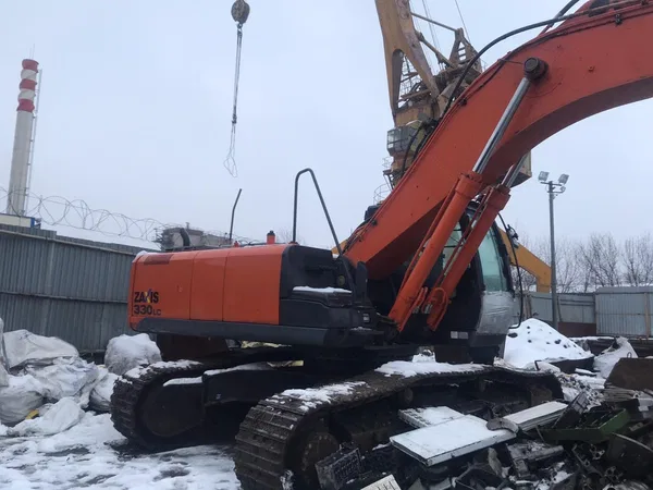 Гусеничный экскаватор Hitachi ZX330LC-5G