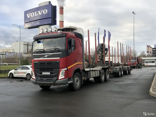 Сортиментовоз Volvo FH