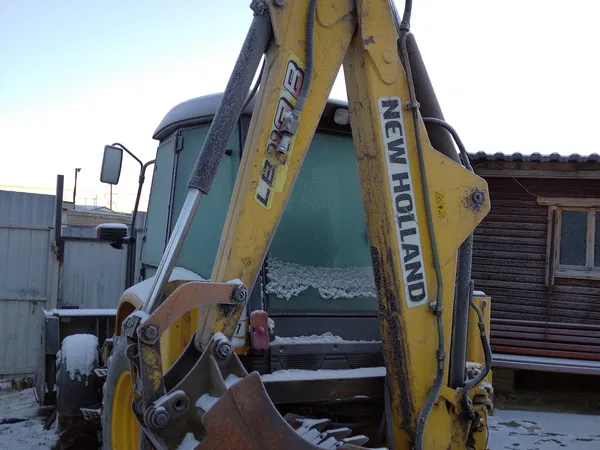 Экскаватор-погрузчик New Holland LB 110-B-4PT