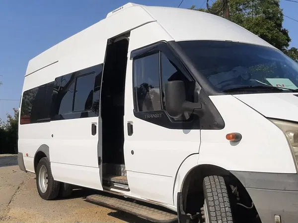 Микроавтобус FORD Transit