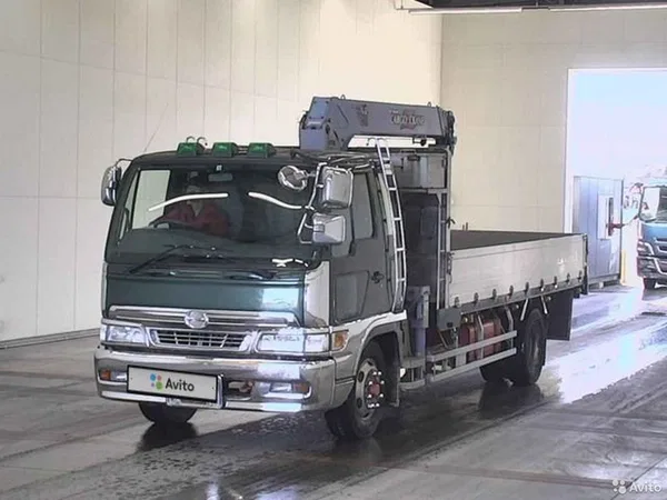 Бортовой грузовик с КМУ HINO Ranger