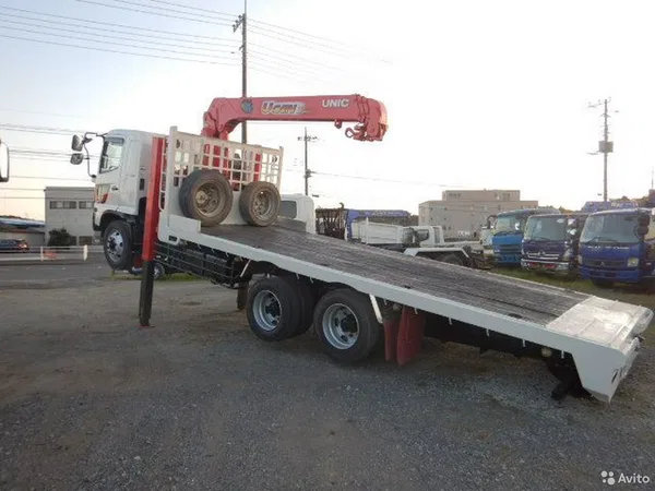 Бортовой грузовик с КМУ HINO Ranger