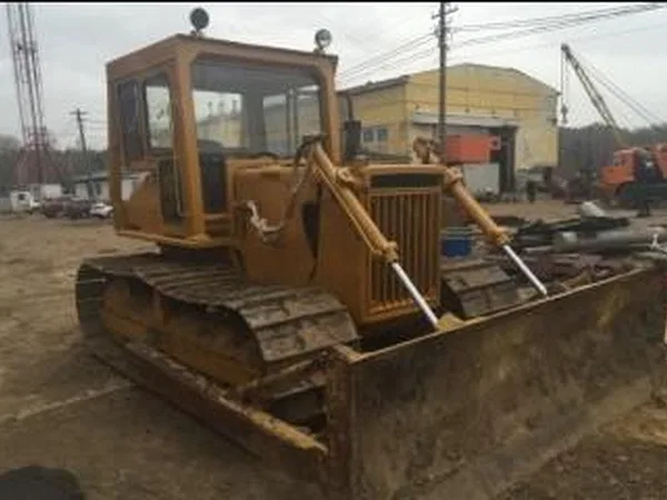 Гусеничный бульдозер Komatsu D45