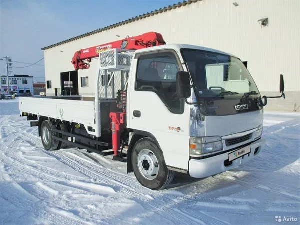 Бортовой грузовик с КМУ ISUZU Elf