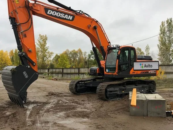 Гусеничный экскаватор DOOSAN DX300LCA