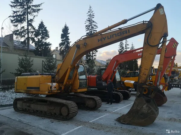 Гусеничный экскаватор Hyundai R 210LC-7