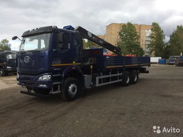 Бортовой грузовик с КМУ FAW с КМУ Hiab 190TM-6