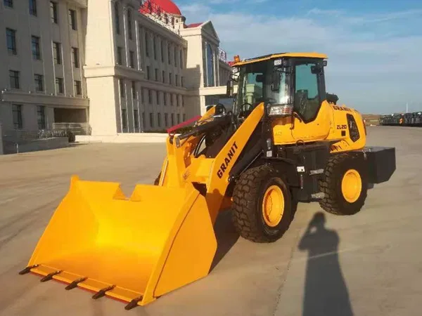 Фронтальный погрузчик Granit ZL20
