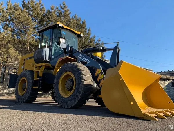 Фронтальный погрузчик XCMG ZL30FV