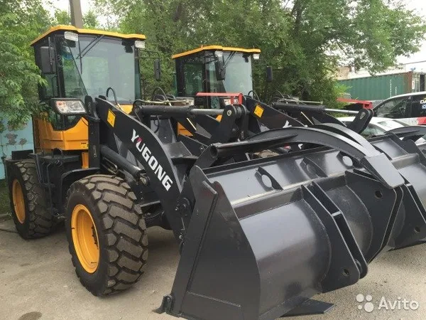 Фронтальный погрузчик YUGONG ZL30