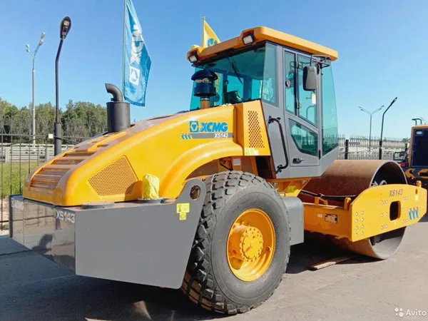 Грунтовый каток XCMG XS143