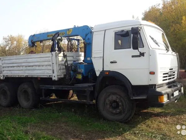 Бортовой грузовик с КМУ КамАЗ