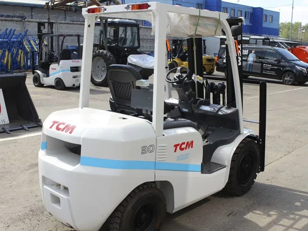 Вилочный погрузчик TCM FD30T3CZ Smart