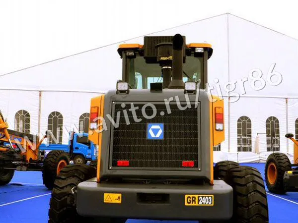Автогрейдер XCMG GR2403