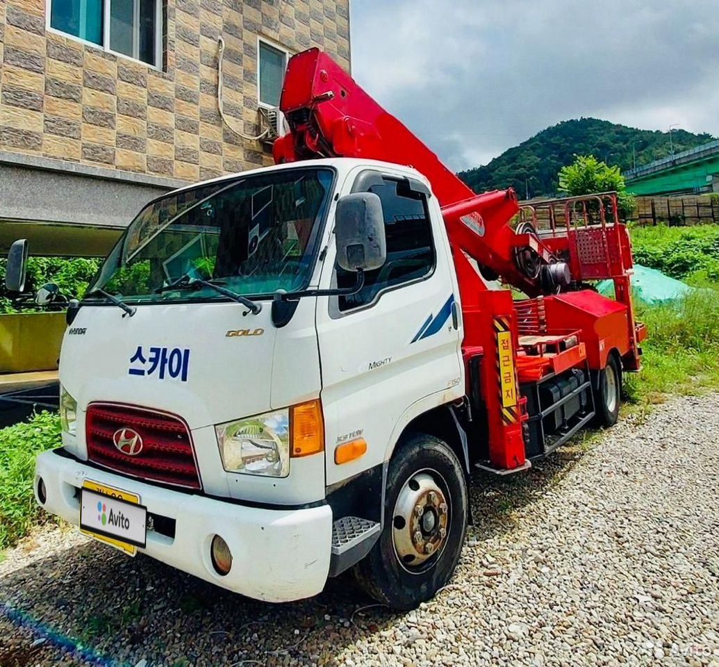 Автовышка Hansin HS2750 на шасси Hyundai