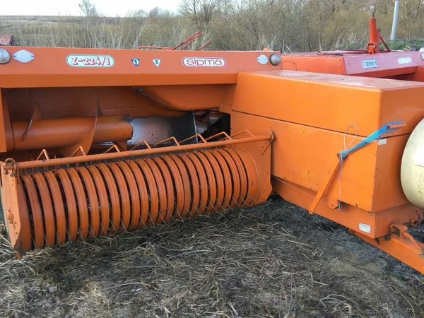 Пресс-подборщик Sipma Z-224/1