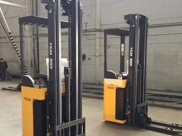Штабелер TCM SRO160