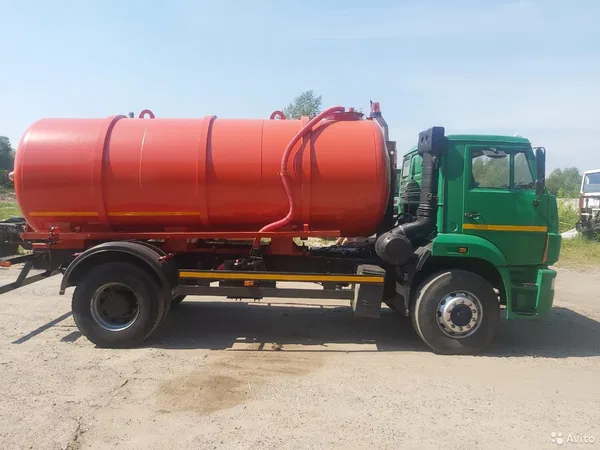 Ассенизатор КамАЗ 11м3