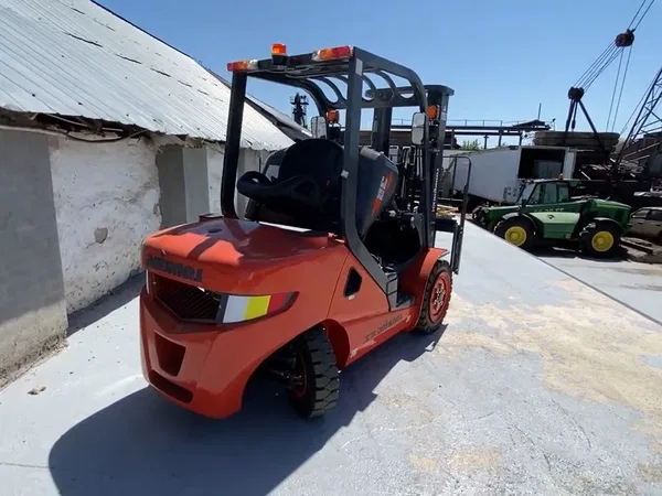 Вилочный погрузчик Lonking FD30T