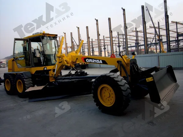 Автогрейдер XCMG GR215А