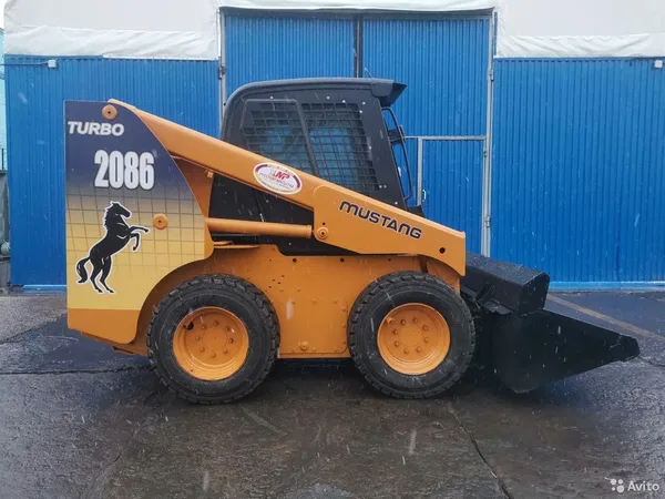 Мини-погрузчик Mustang 2086