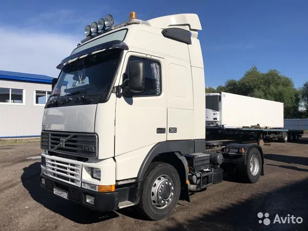 Седельный тягач Volvo FH12