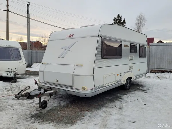 Прицеп-дача (кемпер) LMC Style 460D