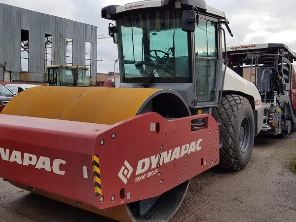 Грунтовый каток Dynapac CA5000
