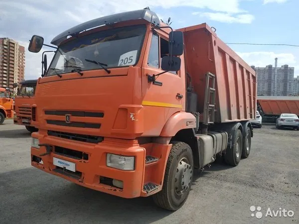 Самосвал КамАЗ 6520