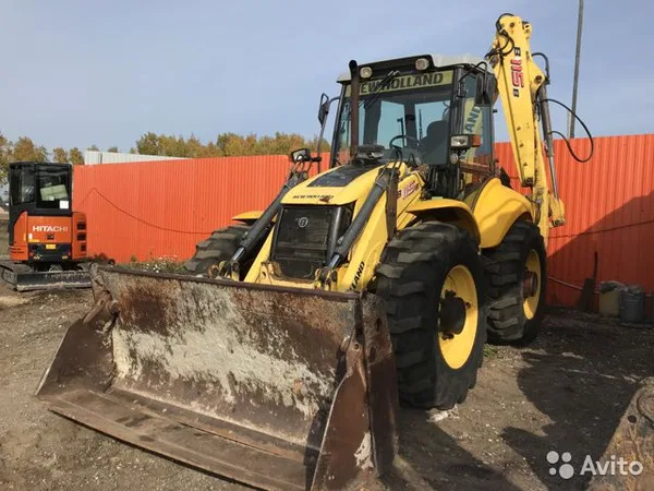 Экскаватор-погрузчик New Holland B115B