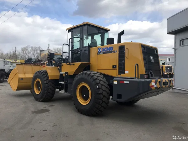 Фронтальный погрузчик XCMG ZL60GV
