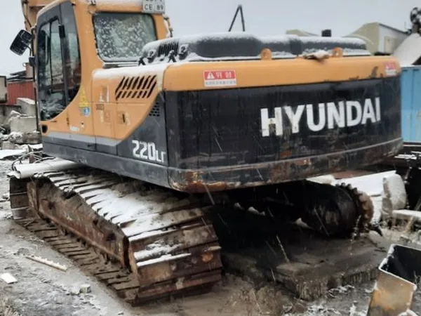 Гусеничный экскаватор Hyundai R220LS
