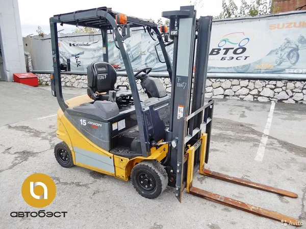 Вилочный погрузчик Komatsu FB15-12