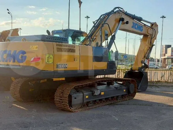 Гусеничный экскаватор XCMG XE335C