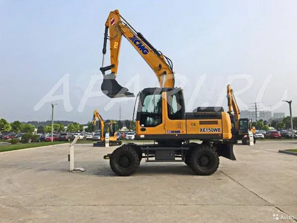 Колесный экскаватор XCMG XE150WB