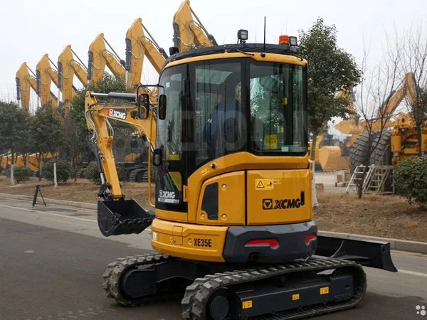 Мини-экскаватор XCMG XE35U