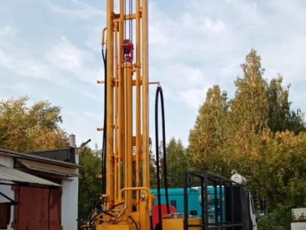 Мобильная буровая установка Спецбурмаш УРБ-2А2У