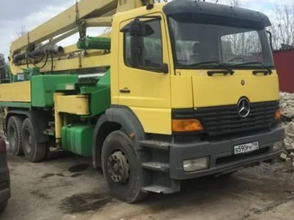 Автобетононасос Sсhwing 32м на шасси Mercedes-Benz