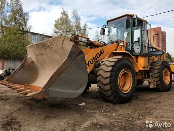 Фронтальный погрузчик Hyundai HL760