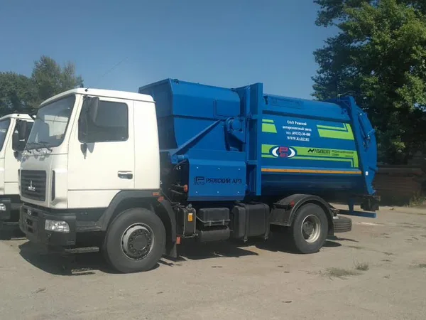 Мусоровоз РАРЗ МК-3554-03 на шасси МАЗ-534025