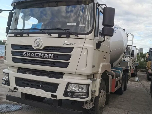 Автобетоносмеситель SHACMAN (Shaanxi) F3000