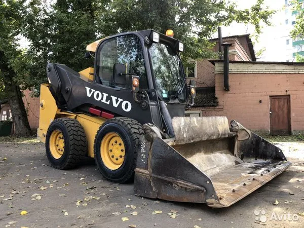 Мини-погрузчик Volvo MC135